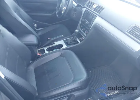 2013 Volkswagen Passat 2.5L Se z USA, uszkodzony, nr VIN 1VWBH7A30DC150923